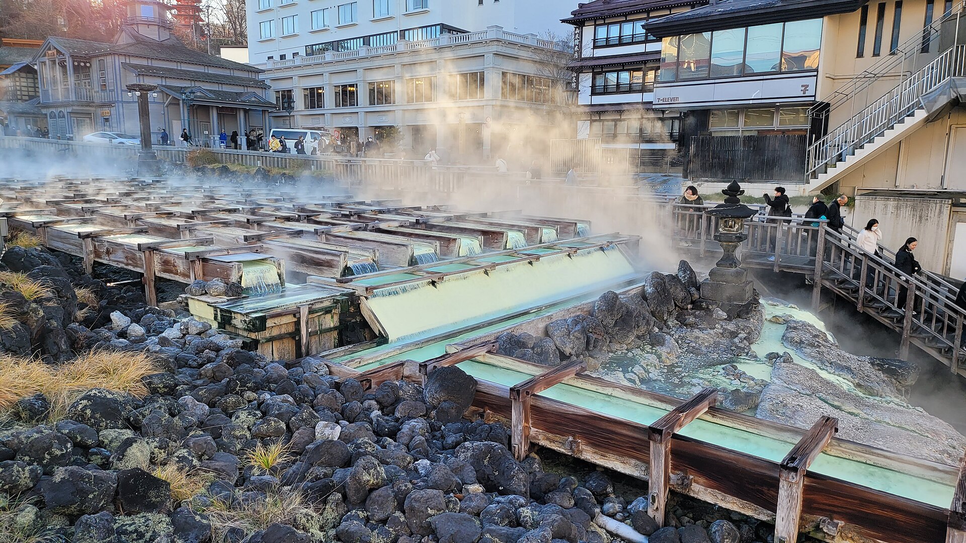 草津温泉の湯畑